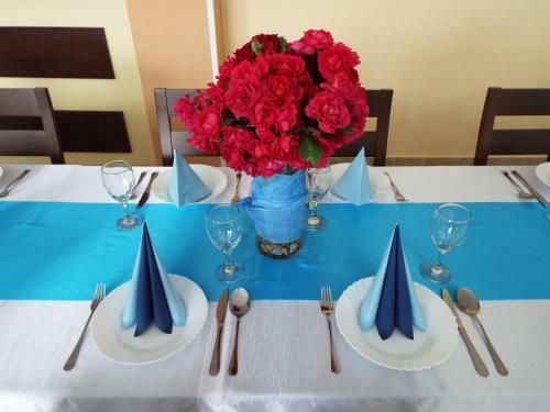 Hostal Penzi�n Lindava