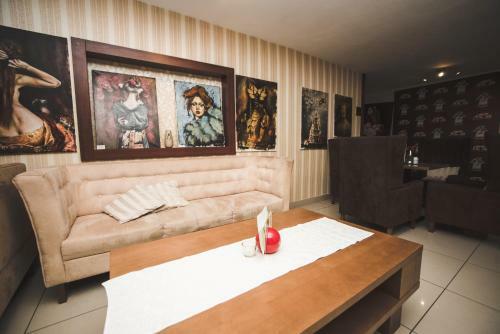 Hostal Penzi�n Artin