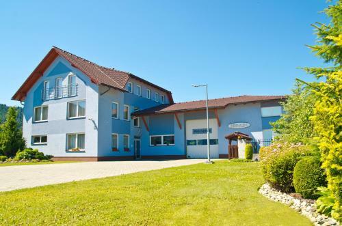Hostal Penzi�n Kovox
