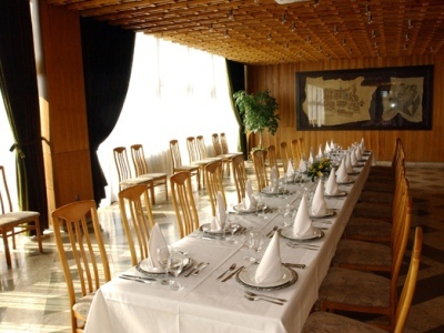 Hotel I