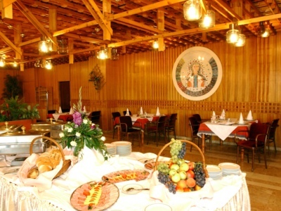 Hotel I