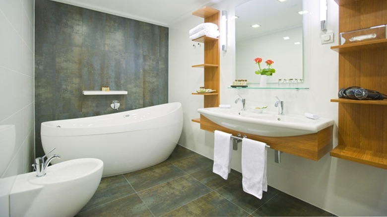 Hotel International