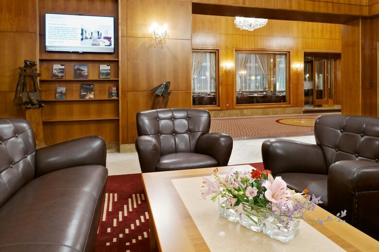 Hotel Devin