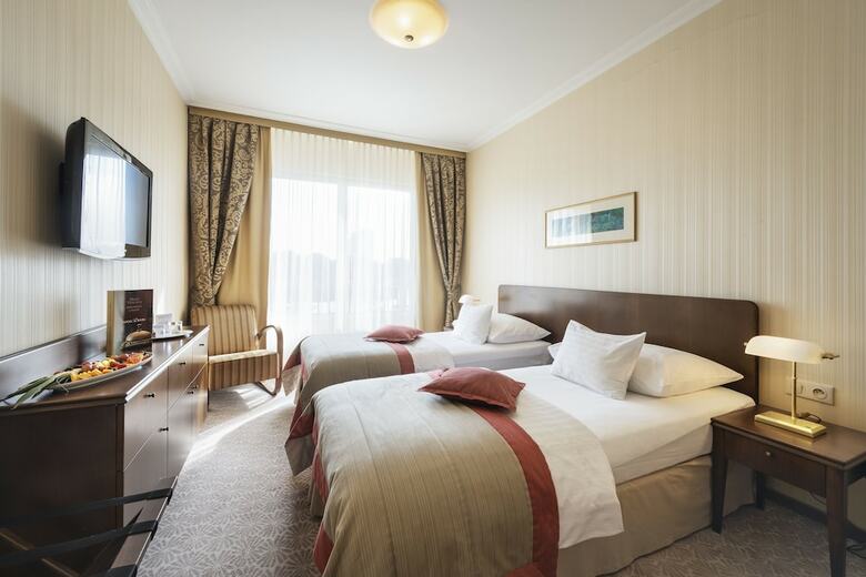 Hotel Devin
