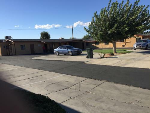Black Horse Motel