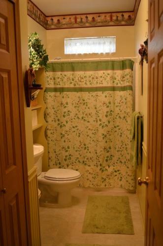 Alaska's Lake Lucille Bed & Breakfast