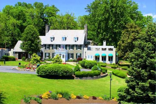 Hotel Bavarian Inn