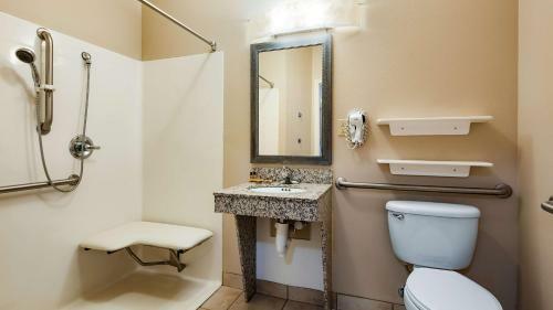 Aspen Hotel & Suites