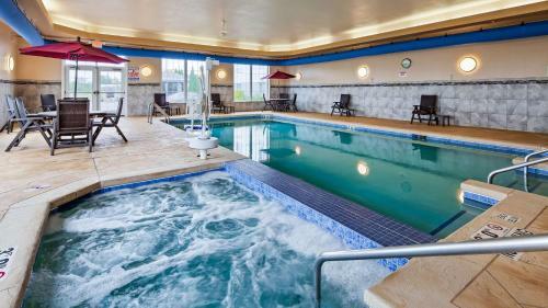 Aspen Hotel & Suites
