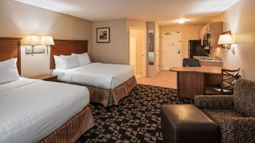 Aspen Hotel & Suites