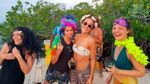 Isla Roots Hostel