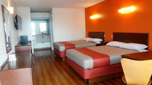 Motel 6 - Covington