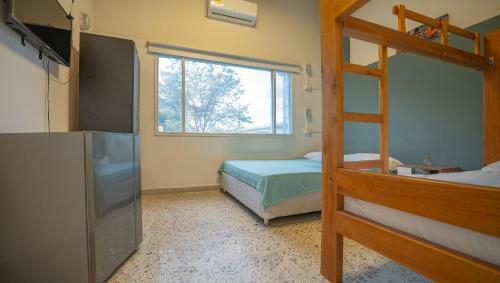 Hostal Living Hotel