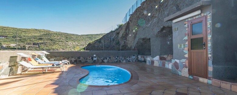 Casa Cueva El Caidero