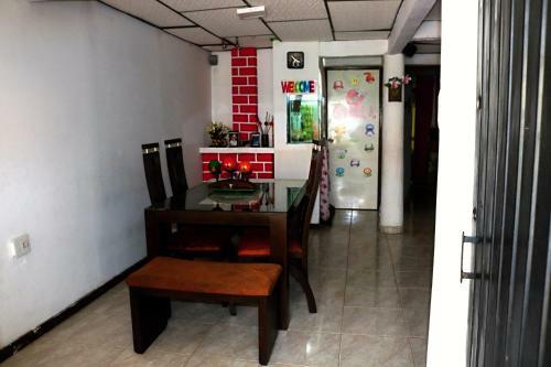 Bed & Breakfast Alojamiento Dentro De Vivienda C�lida.