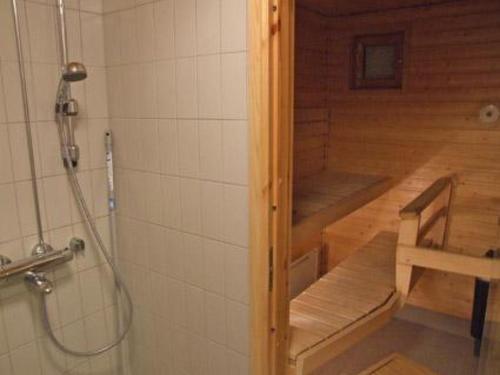 Holiday Home Karhunvartijan Linna B11