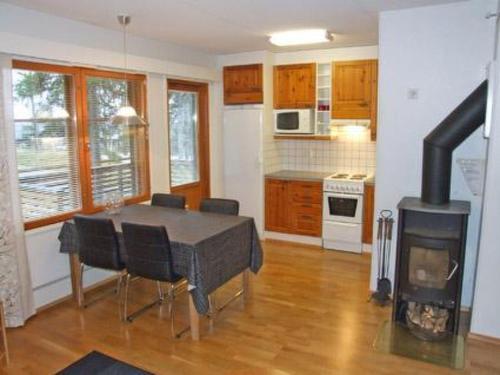 Holiday Home Karhunvartijan Linna B11