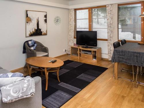 Holiday Home Karhunvartijan Linna B11