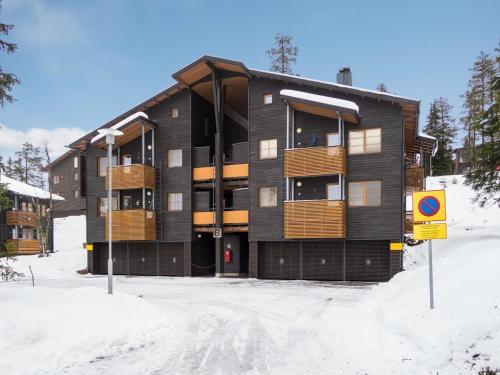 Holiday Home Karhunvartijan Linna B11