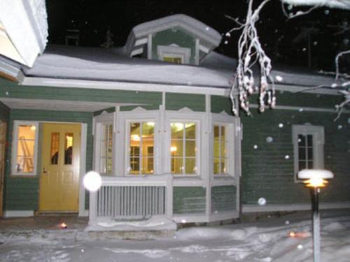 Holiday Home Rukan Taikavuosseli 10 B