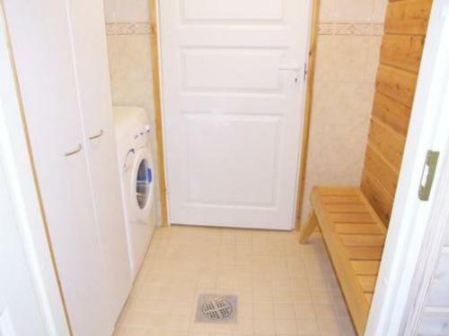 Holiday Home Rukan Taikavuosseli 12 A