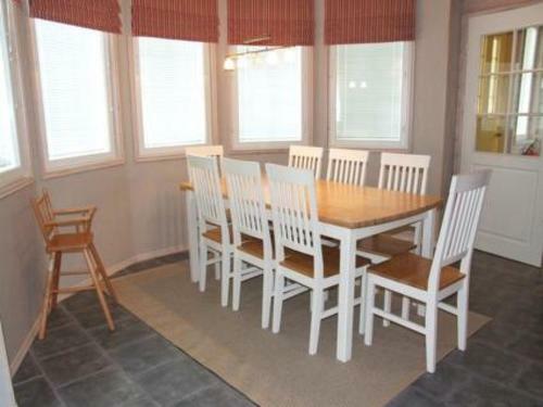 Holiday Home Rukan Taikavuosseli 12 A