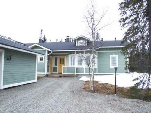 Holiday Home Rukan Taikavuosseli 12 A