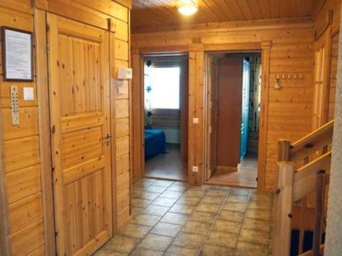 Holiday Home Kuukkelin Kartano 2b23