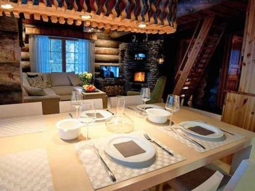Holiday Home Villa Vuosselinj�rvi