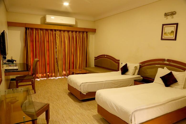Hotel Aurangabad Gymkhana Club