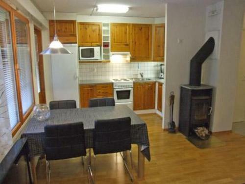 Holiday Home Karhunvartijan Linna B11