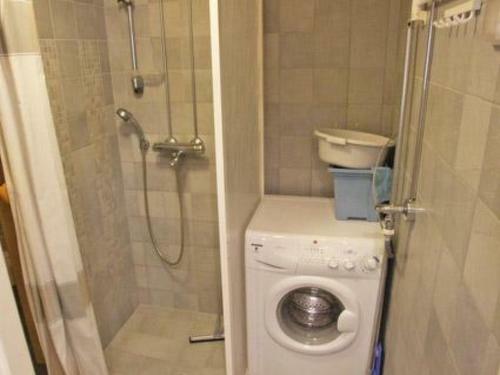 Holiday Home Karhunvartijan Linna A4