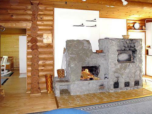 Holiday Home Jeskanen (Fij082)