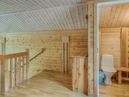 Holiday Home Valkealammi