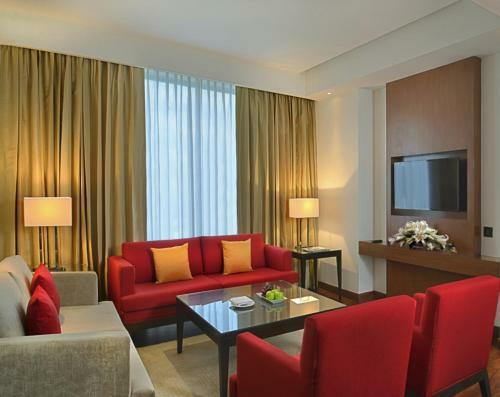 Hotel Park Plaza Chandigarh Zirakpur