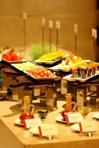 Hotel Park Plaza Chandigarh Zirakpur