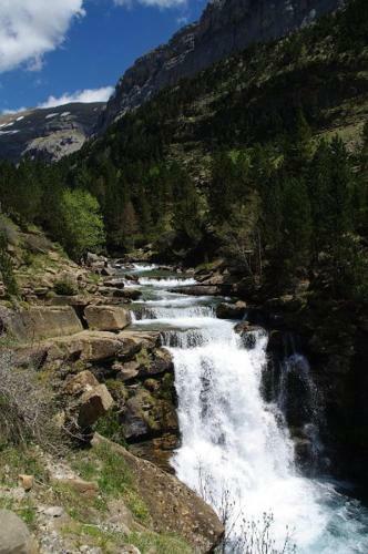 Camping Pe�a Monta�esa