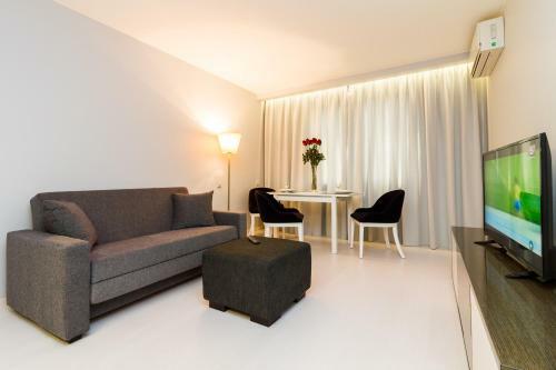 Molnar Apartments Masherova 43