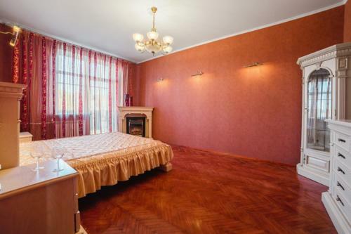 Apartment In The Historic Centre Internatsionalnaya