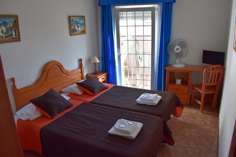 Aparthotel La Fonda
