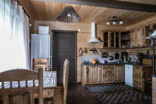Hostal Usadba Domik V Pushche