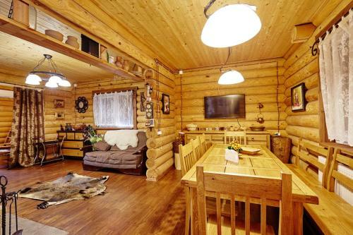 Hostal Usadba Domik V Pushche