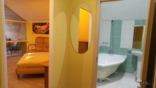 Hotel White Bereg