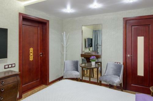 Hostal Guest House "chalet"
