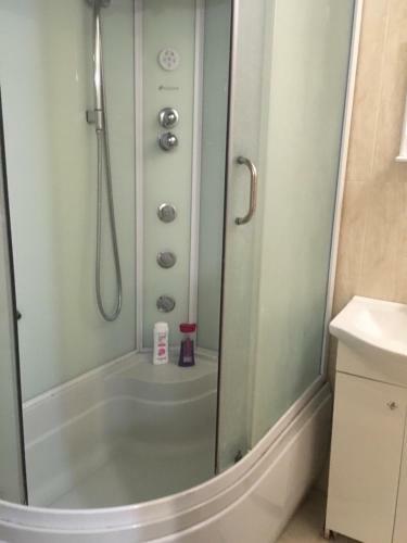 Apartamento 1-komnatnaia Kvartira