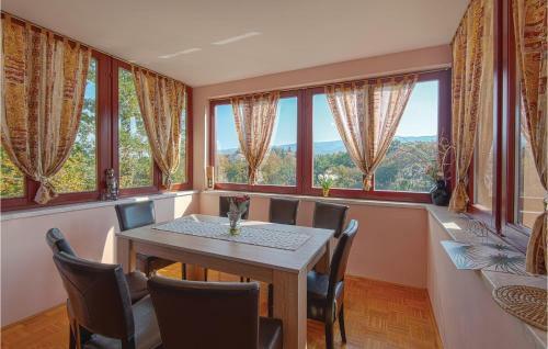Two-bedroom Holiday Home In Stubicke Toplice