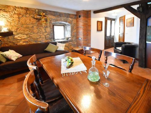 Apartment Evi�i
