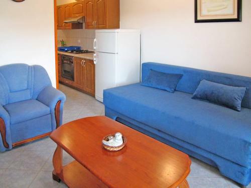 Holiday Home Haus Adriatic (voj510)