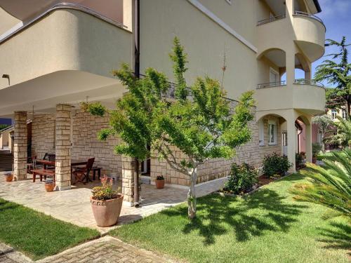 Apartment Silvano
