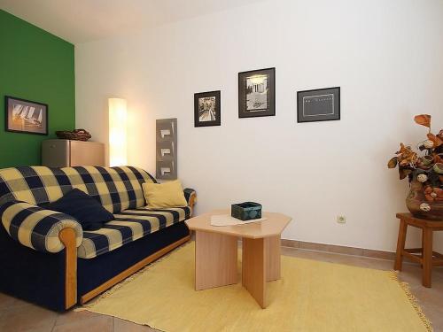 Apartment Sea Side6